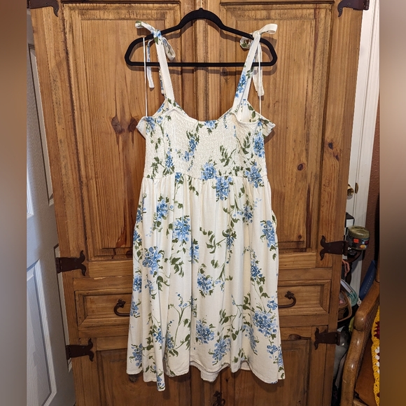 LC Lauren Conrad Dress - Picture 5 of 9